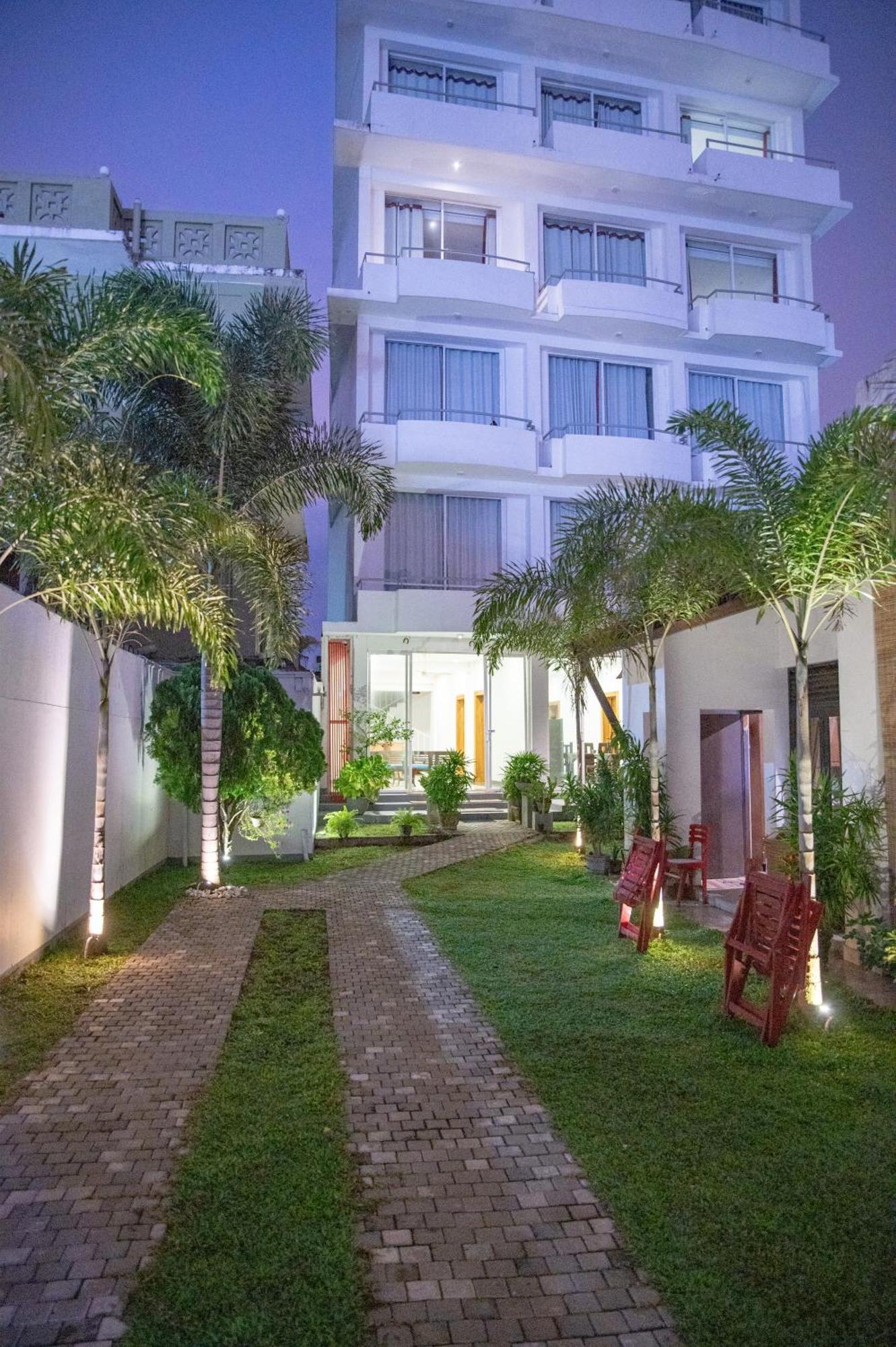 Hotel Marine At Negombo Beach Exterior foto